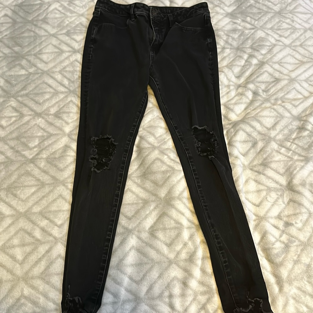 American Eagle Black Distressed Jeans